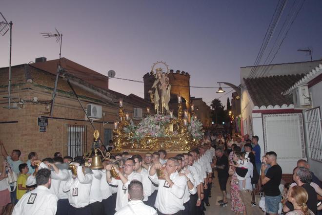 Procesión del Carmen en la Colonia Santa Inés