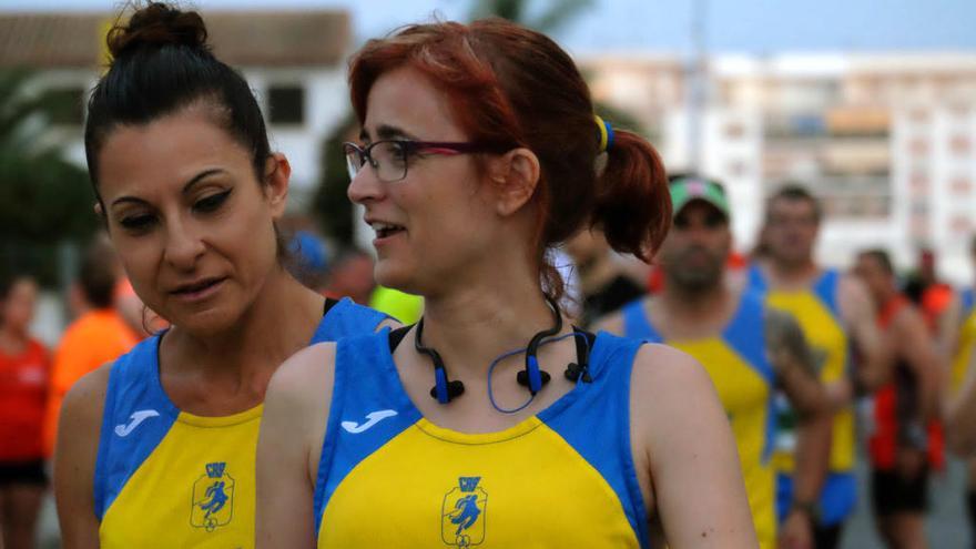 Más de 700 mujeres completan la 10K nocturna de Gandia