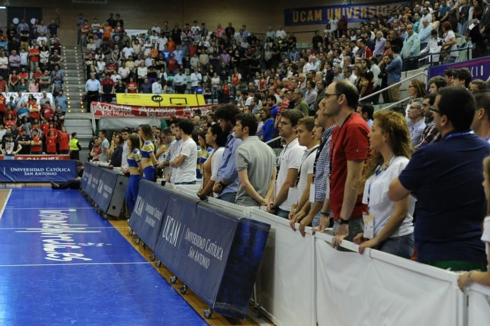 Partido entre el UCAM Baloncesto y el Manresa