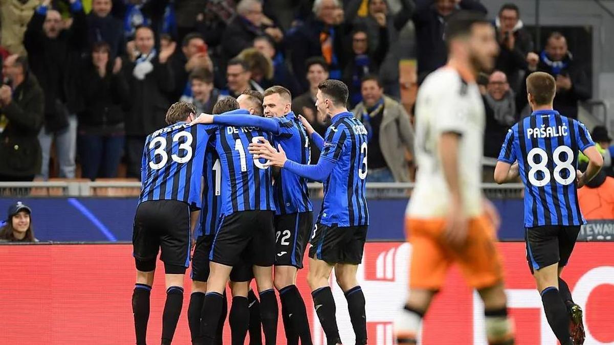 José Gayà, difuminado en el choque Atalanta - Valencia de febrero de 2020