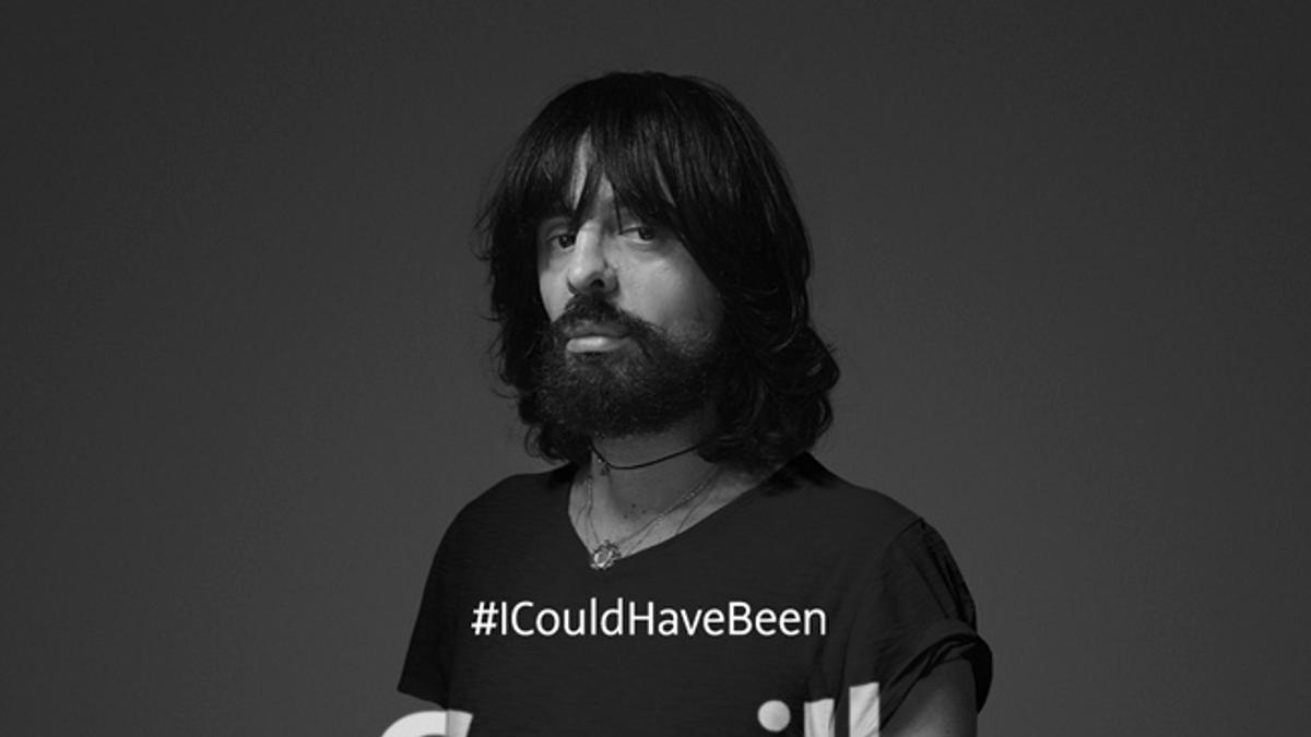 El diseñador Alessandro Michele en la campaña #ICouldHaveBeen de la fundación Kering contra la violencia machista