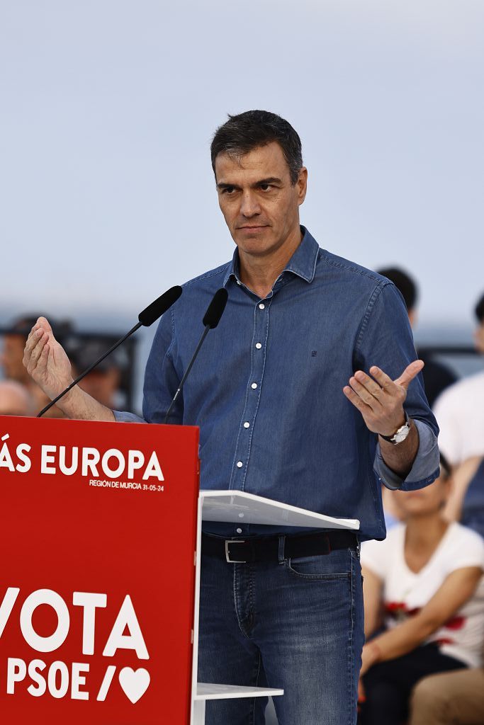 Visita de Pedro Sánchez en Los Alcázares