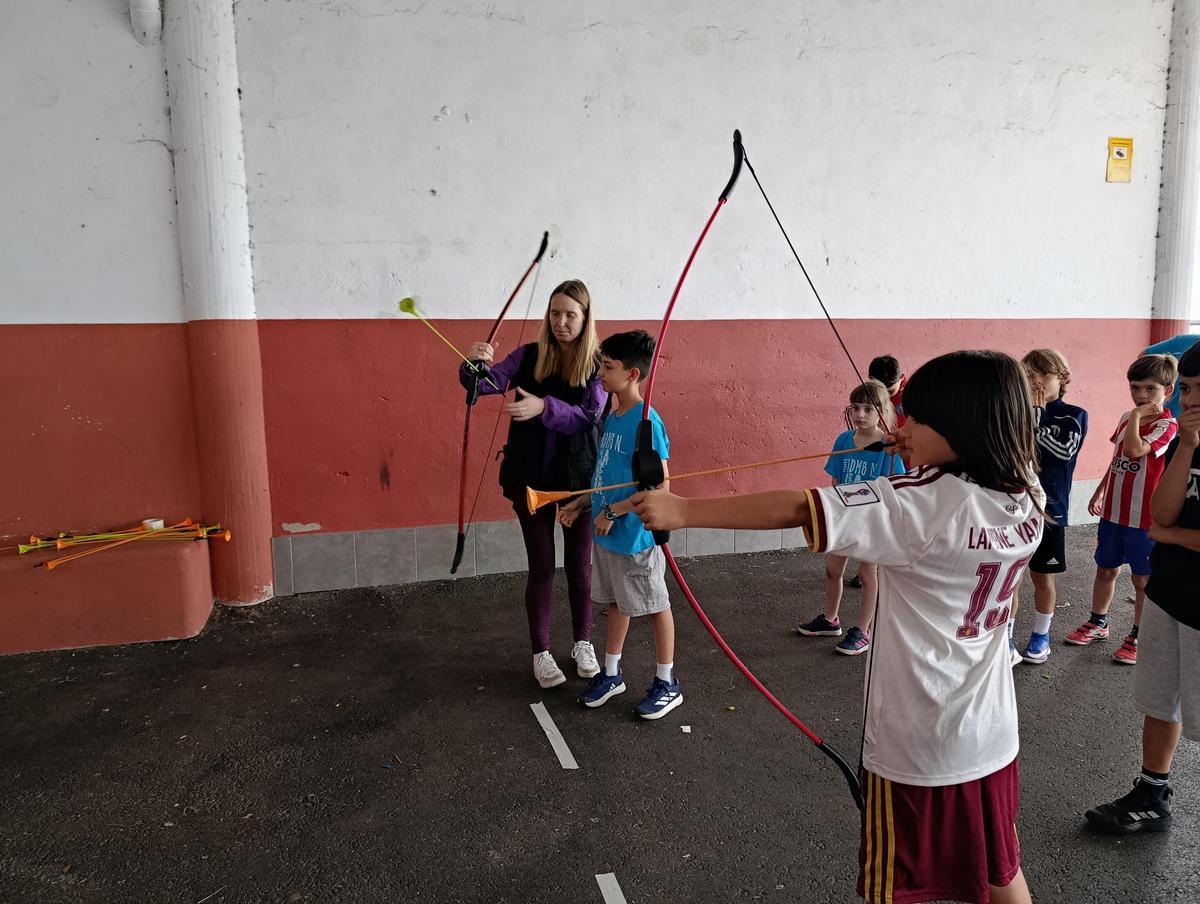 Pequeños atletas olímpicos compiten en Llanera