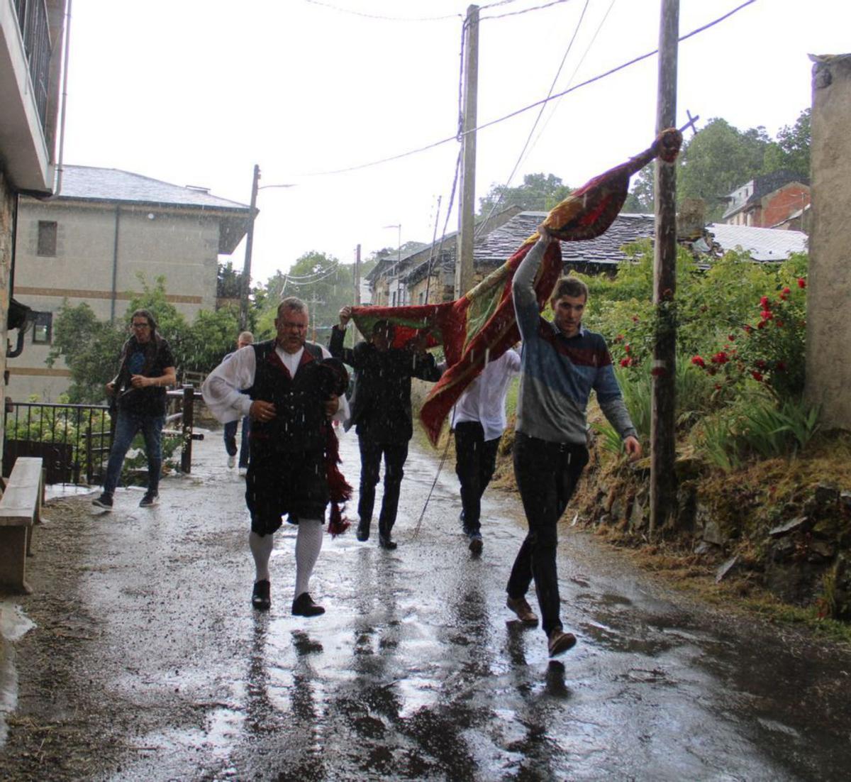 La fiesta de Vigo de Sanabria terminó pasada por agua. | Araceli Saavedra