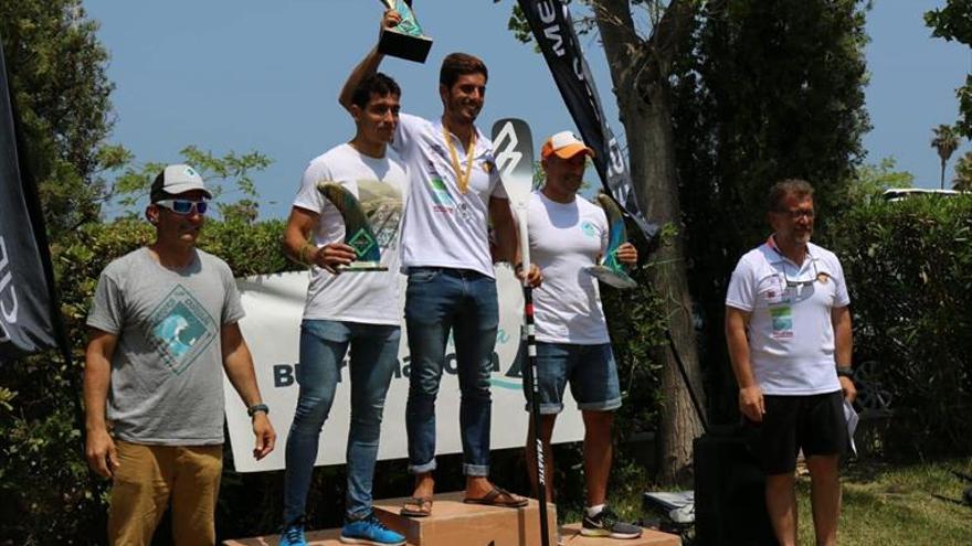 Pablo Ania gana en casa el I Open SUP Burriana