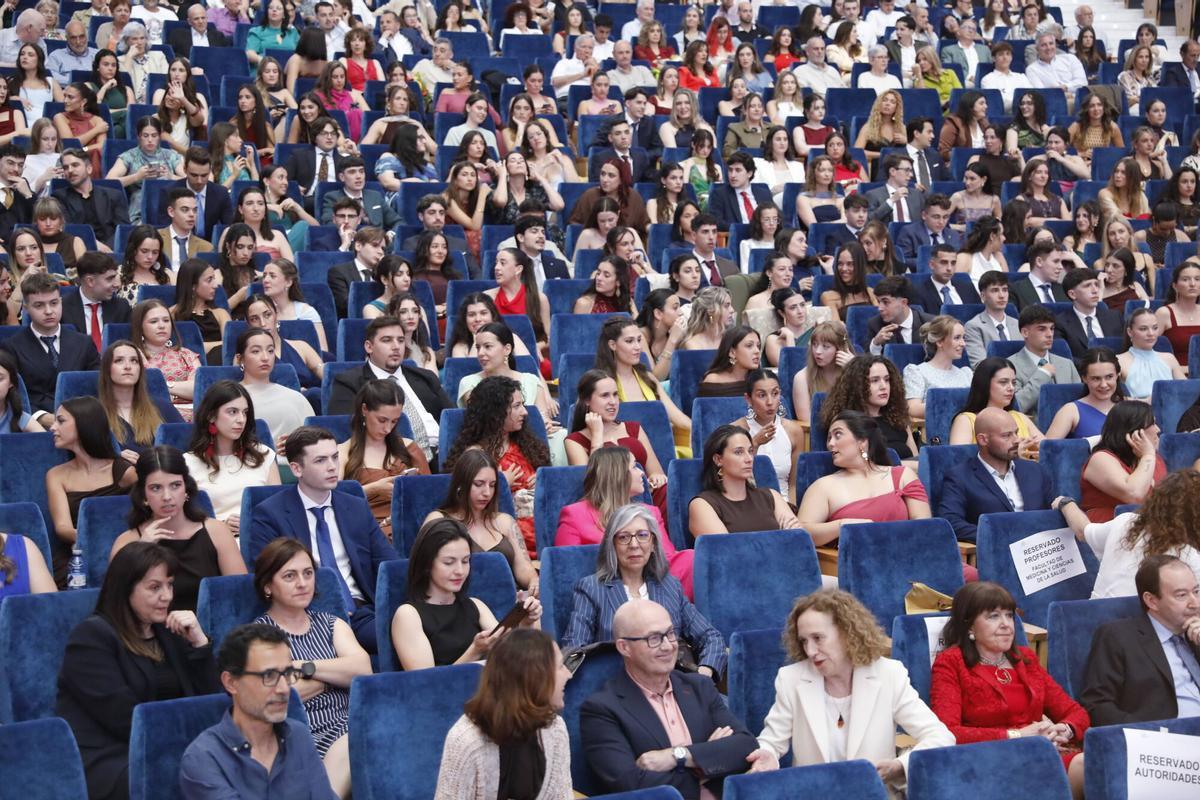 Así fue el acto de graduación de la Facultad de Medicina y Ciencias de la Salud de la Universidad de Oviedo
