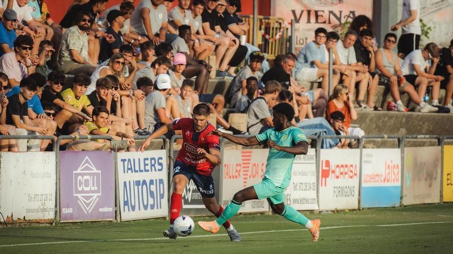 Minsu brilla en la victòria del Girona a Olot (1-3)