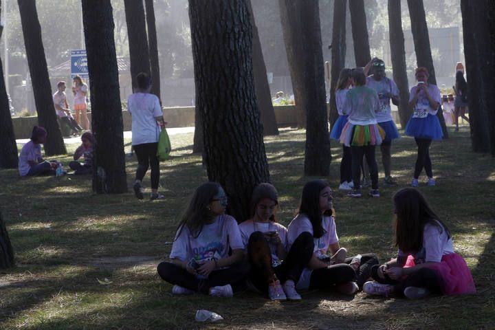 Así fue la Holi Run en Vigo