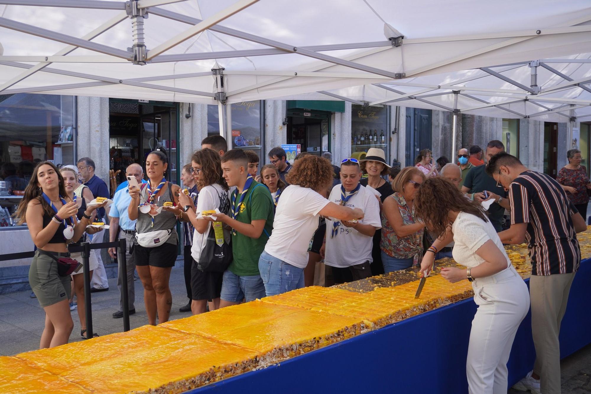 Valença crea la flecha más grande (y dulce) del Camino de Santiago