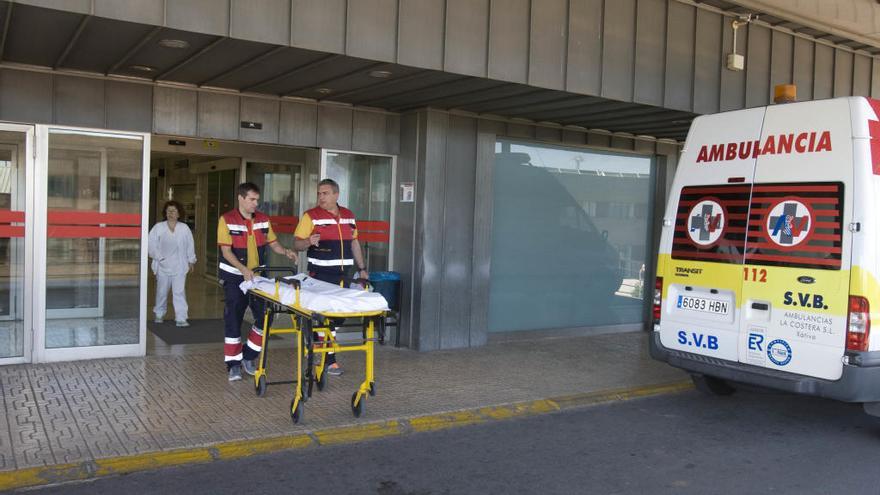 El personal denuncia la saturación de las urgencias del hospital de Xàtiva