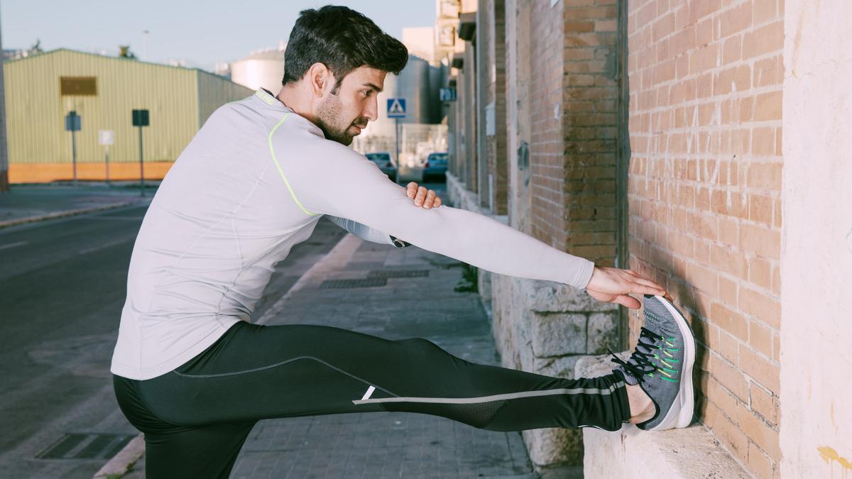 La chaqueta Adidas al 50 % que los amantes (o no) del gym no paran de usar todos los días