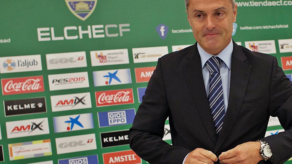 Fran Escribá, el día de su despedida como entrenador del Elche en 2015.  | SERGIO FERRÁNDEZ