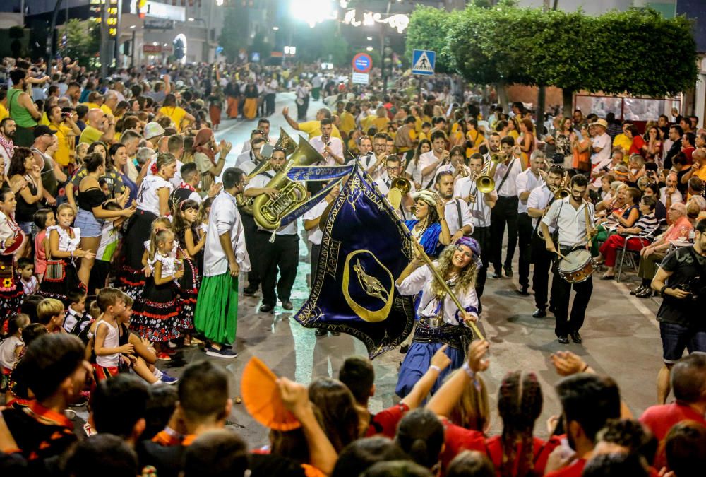 Entrada de bandas en La Vila