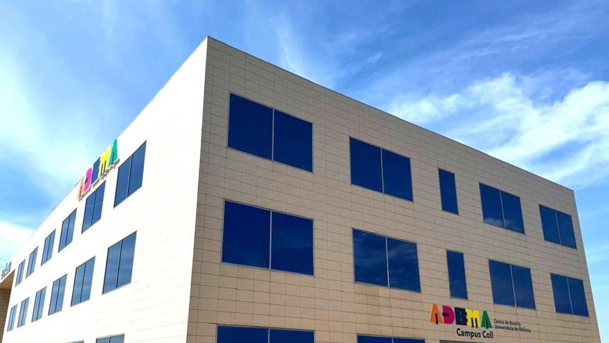 Fachada nuevo edificio en el Coll d'en Rabassa de Adema.