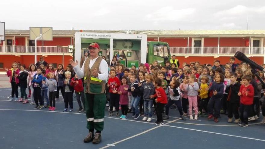 Aprender a reciclar desde niños