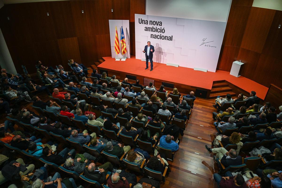 El líder de ERC, Oriol Junqueras, en un instante del acto en Vilanova i la Geltrú.