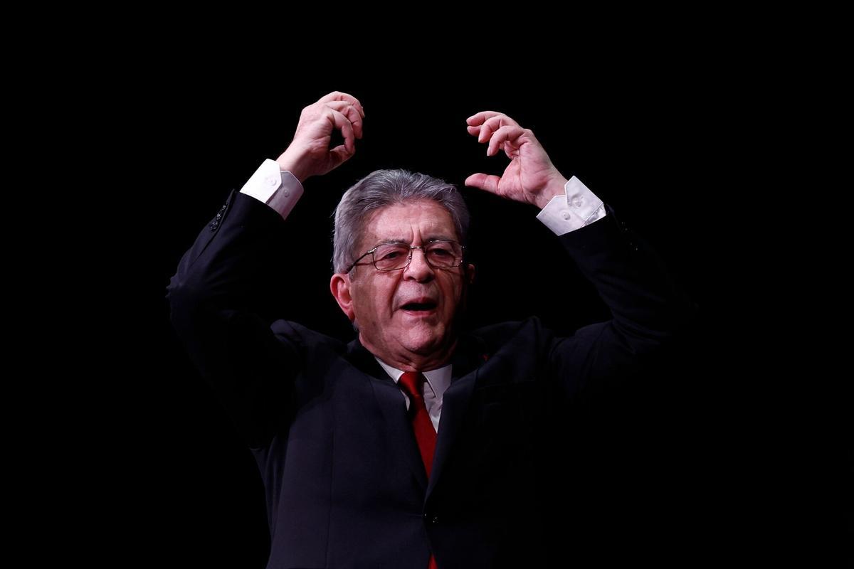 El líder de La Francia Insumisa, Jean-Luc Mélenchon, durante un mitin de la reciente campaña.