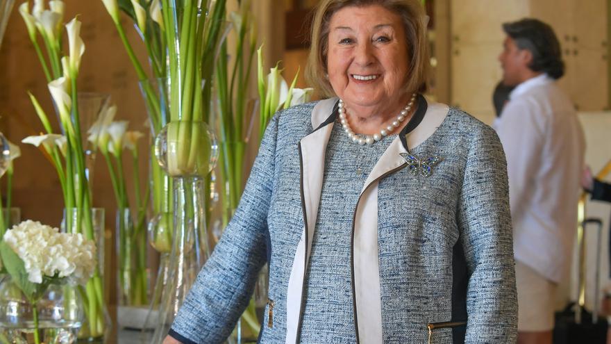 Caridad Romero, reconocida por los graduados sociales por ser la primera mujer colegiada en Canarias