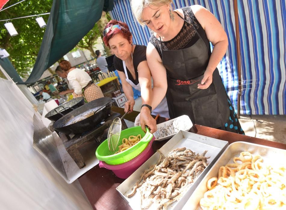 Buena acogida de la primera Festa Gastronómica da Emigración de Ponte Caldelas