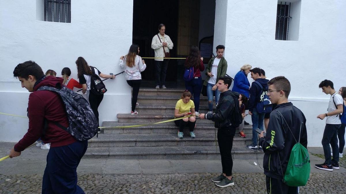 Alumnos del IES Averroes en plena actividad el último año que hicieron la salida, antes de la pandemia.