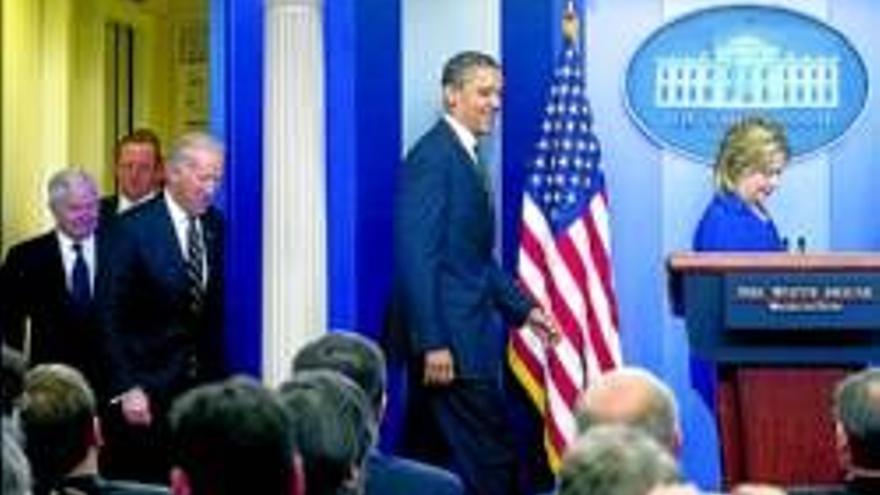 Obama y Bush, los hombres más admirados del mundo en EEUU
