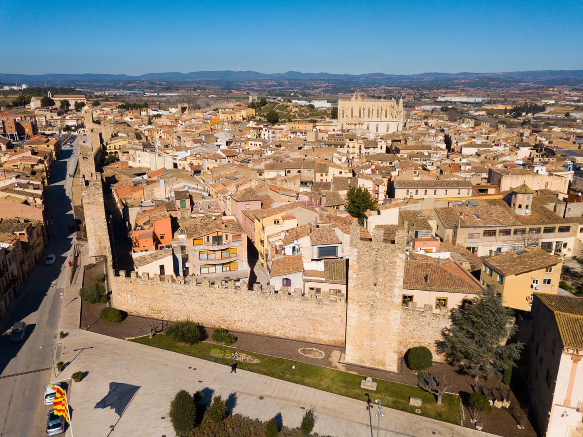 El recinto amurallado del siglo XIV es uno de los mejor conservados de la provincia de Tarragona