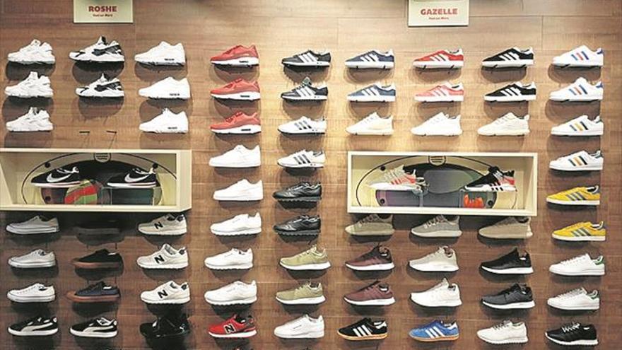 Un universo de ‘sneakers’ en la tienda Foot On Mars