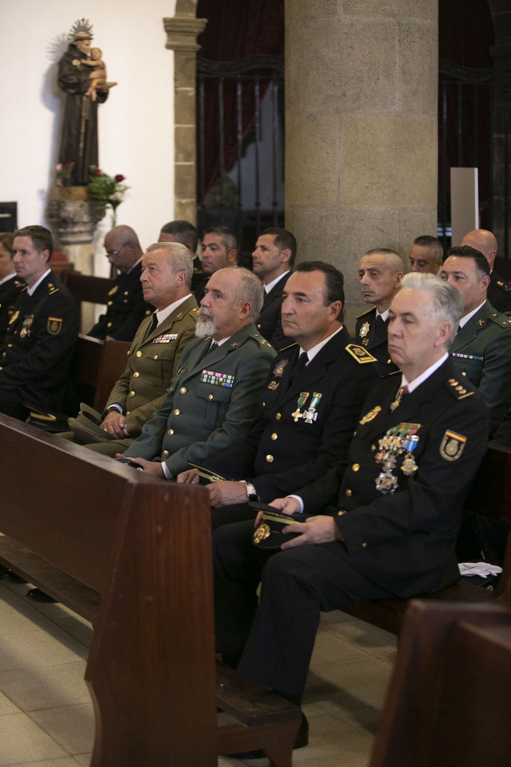 En imágenes: así celebró la Policía Nacional los Ángeles Custodios en Avilés