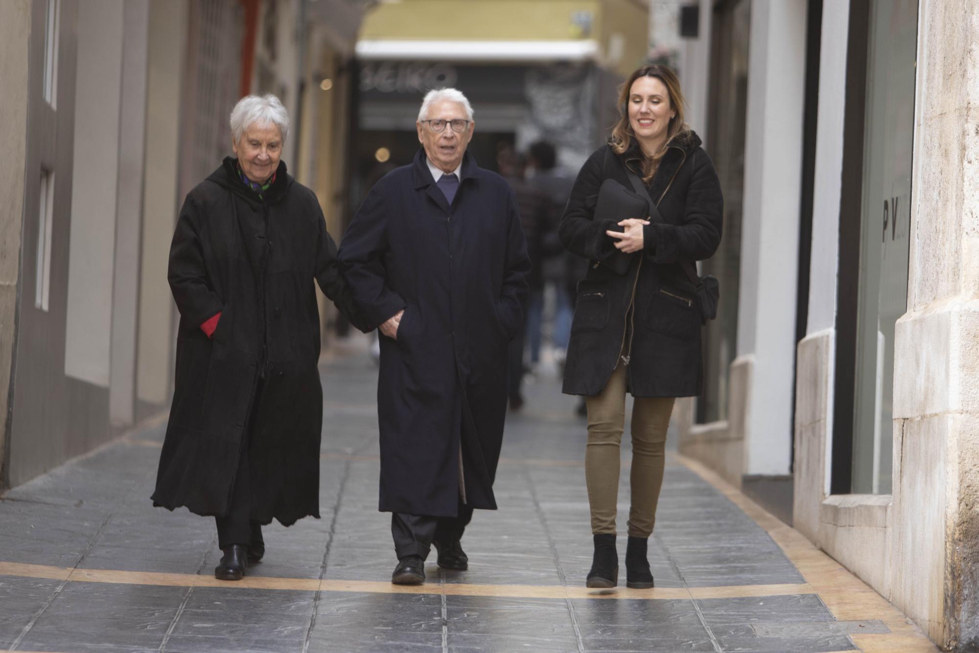 Xàtiva acoge la exposición con las obras de Miró, Tàpies o Armengol donadas por Raimon