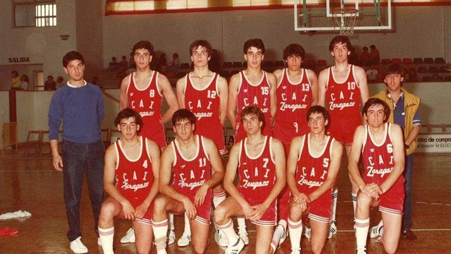 Imagen del equipo júnior del CAI Zaragoza campeón de España en 1984.