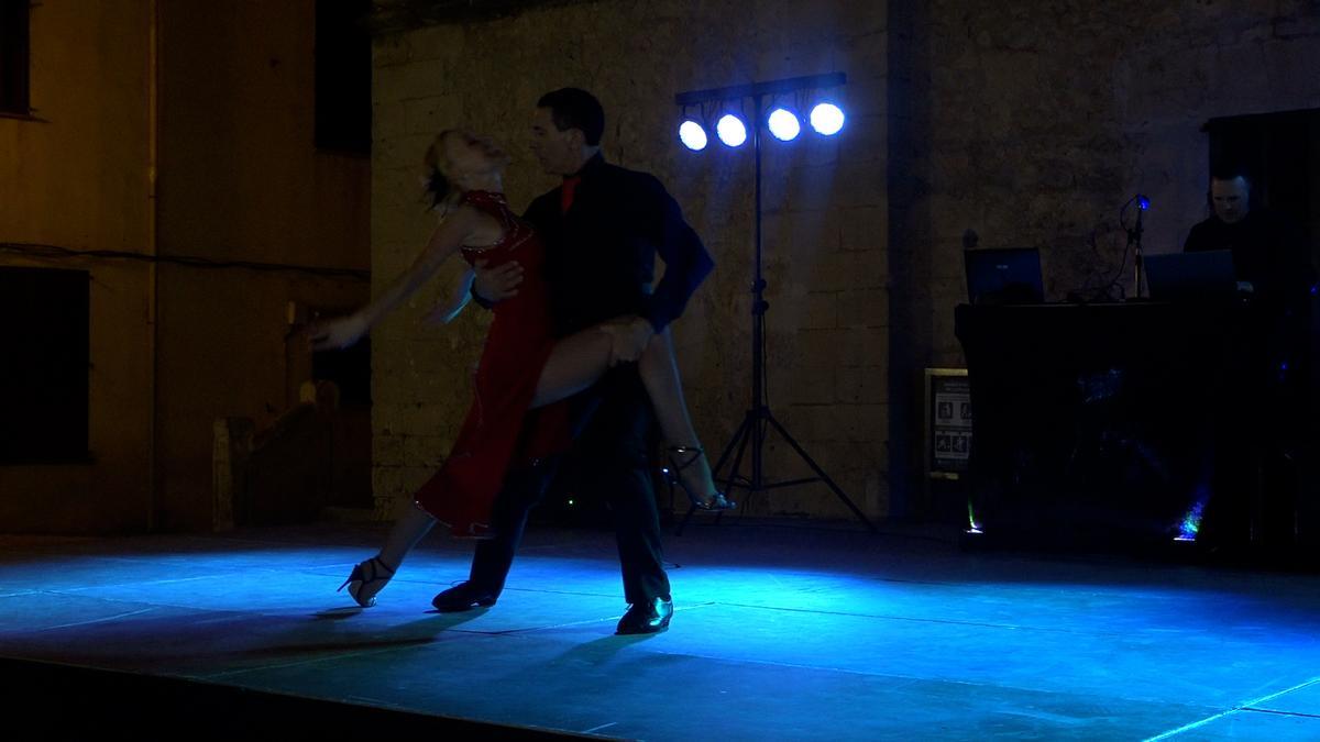 Gran éxito en la noche de tango  y tapas con sabor argentino