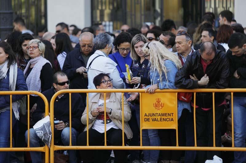 Búscate en la mascletà del 14 de marzo