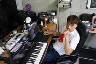 Baby Pantera es un productor musical y DJ de referencia en el ámbito de la música electrónica