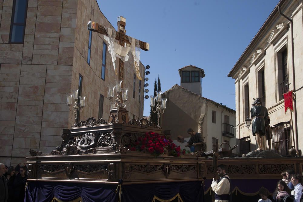 Las imágenes del Vía Crucis extraordinario