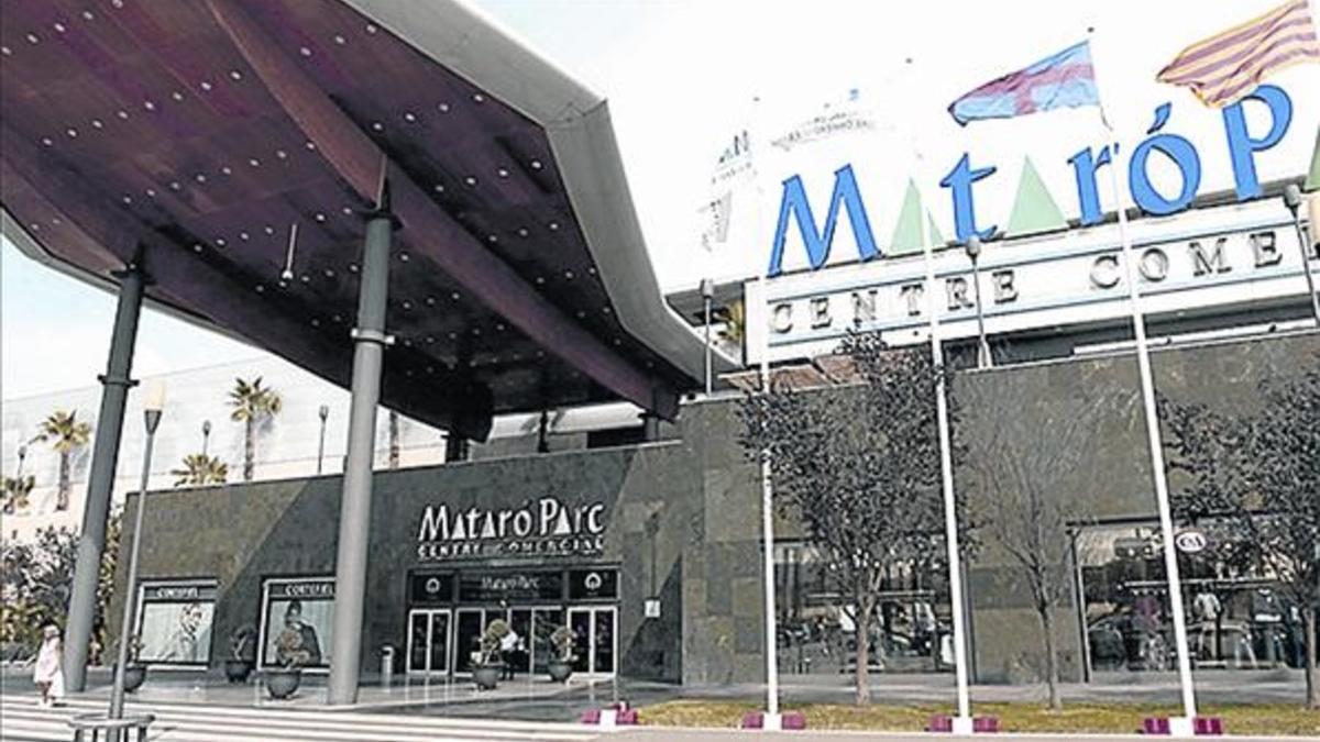 Entrada del centro comercial Mataró Parc, promovido por el empresario Tomás Olivo en el 2000.