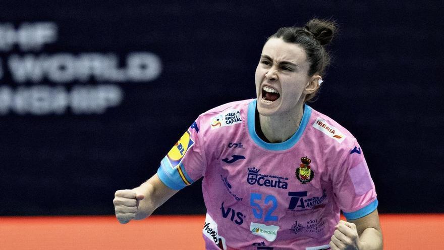 Las ‘Guerreras’, con la jugadora de Ibiza Paulina Buforn, logran sellar su pase para la segunda fase del Mundial 2023 de balonmano