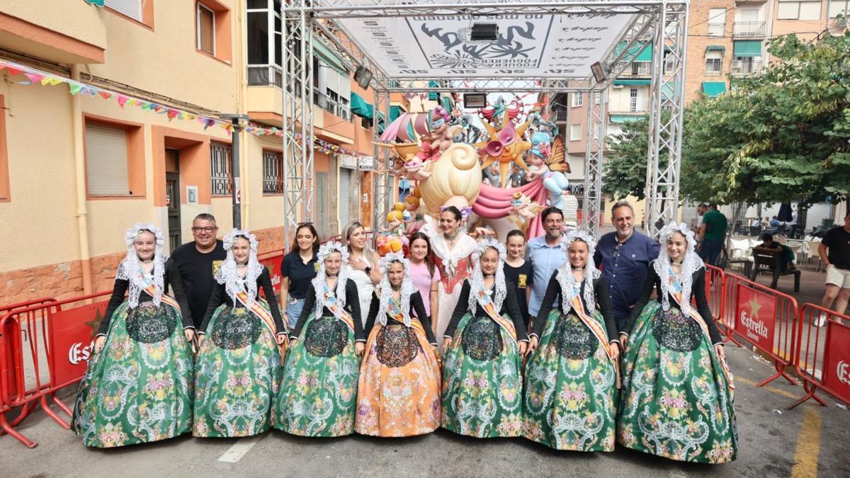 Primer premio infantil de las Hogueras: Foguerer Carolinas