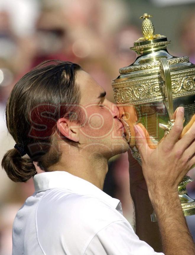 Roger celebrando el título del 2004 vs Roddick