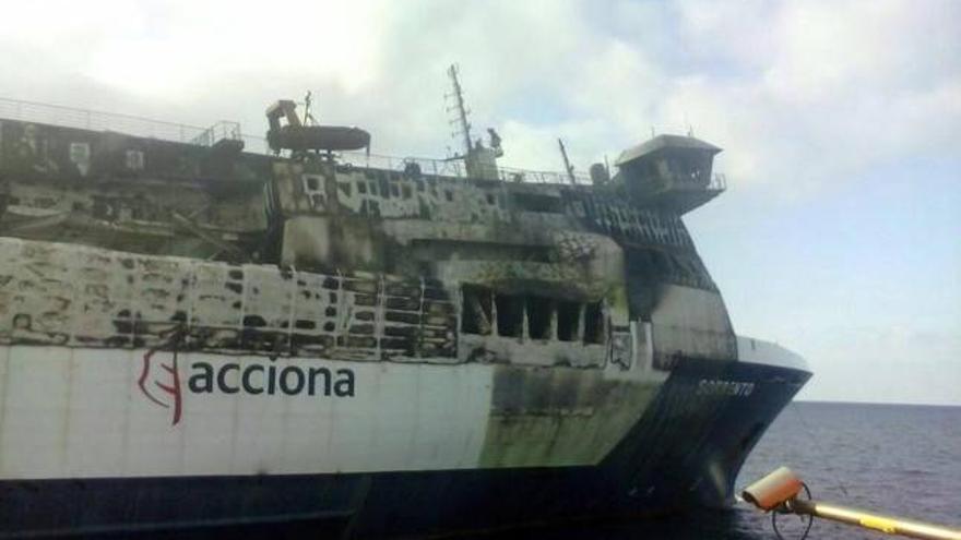 La naviera Grimaldi sigue sin entregar el plan de remolque del &#039;Sorrento&#039; al puerto de Sagunto