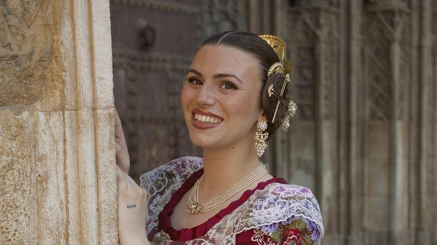 Las Fallas de Oliva completan su cuadro de honor: Alba Cabrera Tur acepta el reto de ser fallera mayor
