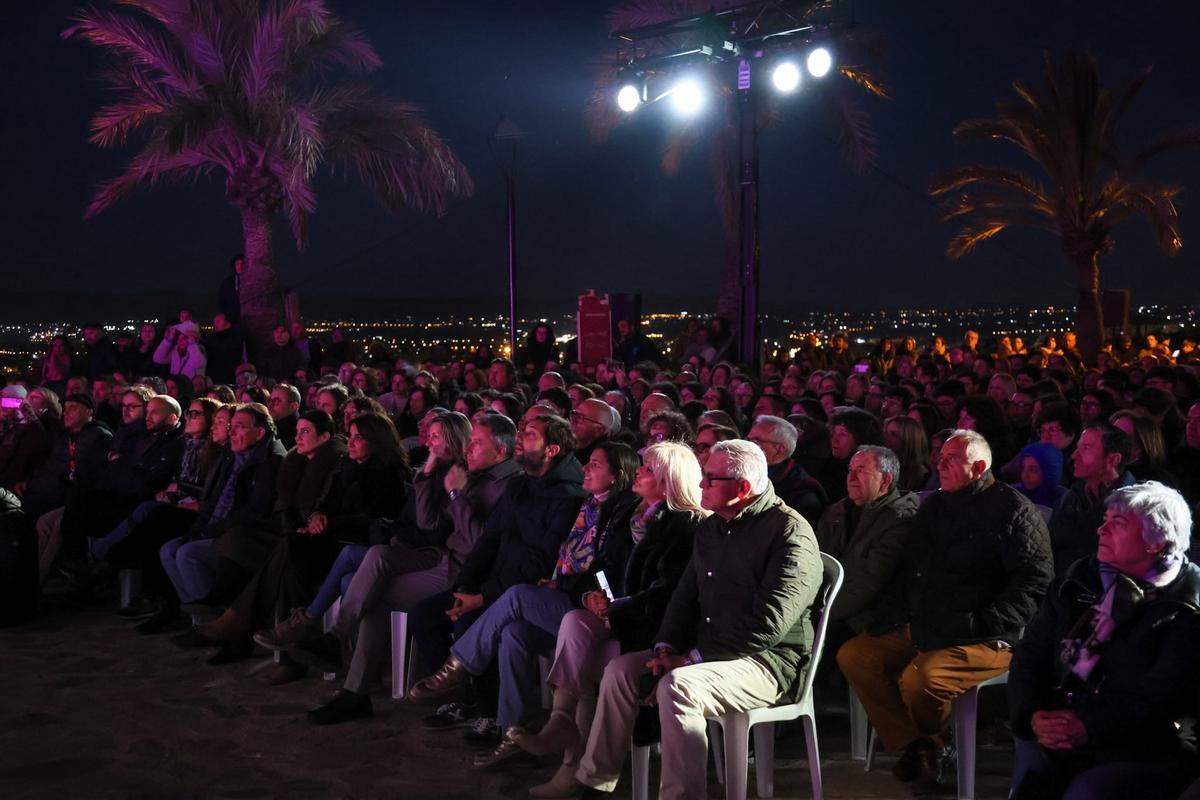 Así fue el Vía Crucis viviente del Paso Morado de Lorca