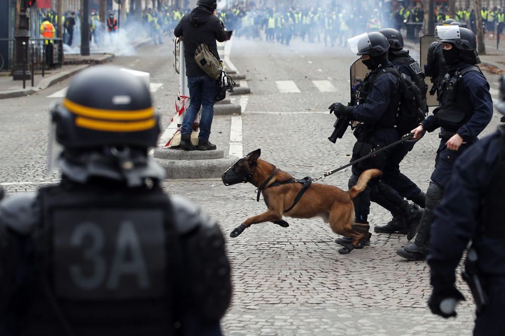 Protesta de los ''chalecos amarillos'' en París