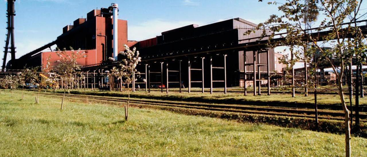 Instalaciones de la acería en Veriña.