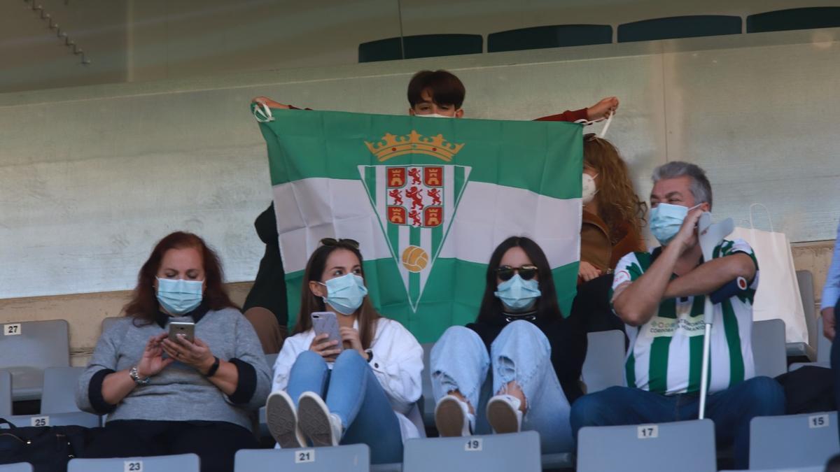 Aficionados cordobesistas en El Arcángel durante un partido de esta temporada.