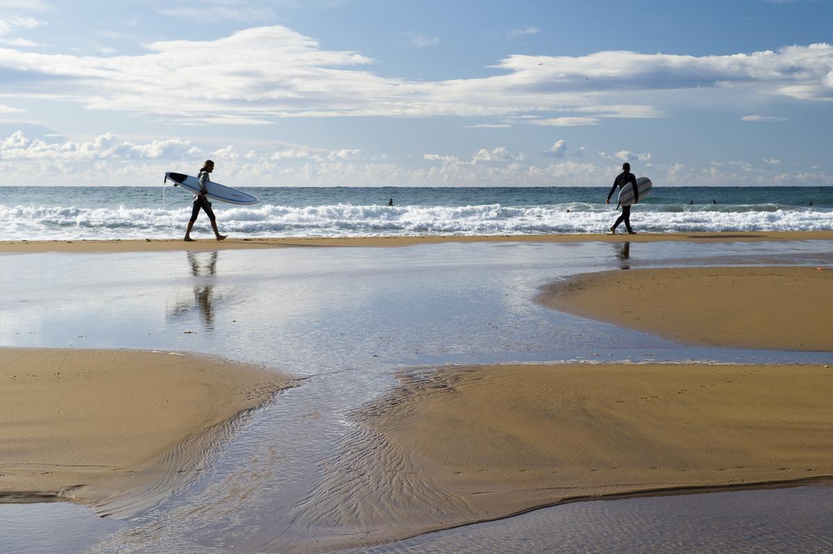 La Costa Cálida cuenta con más de 250 kilómetros de litoral bañado por el Mar Menor y el Mediterráneo con playas para todos los gustos