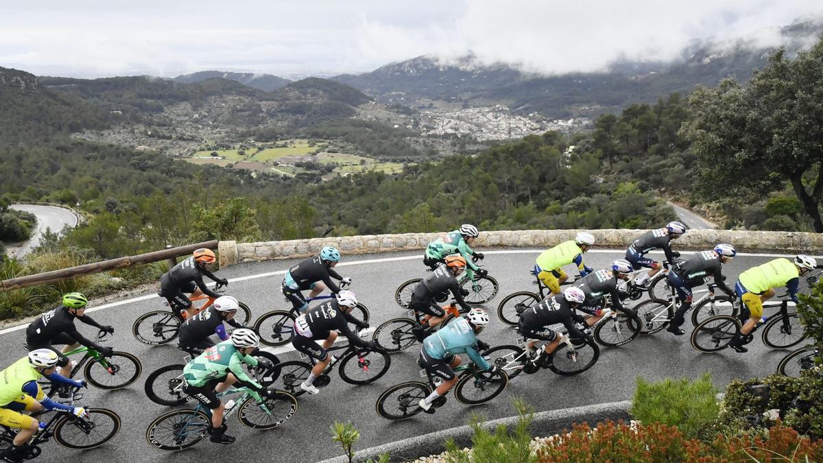 Stra-ensperren-auf-Mallorca-Die-Challenge-Mallorca-legt-die-Insel-erneut-lahm