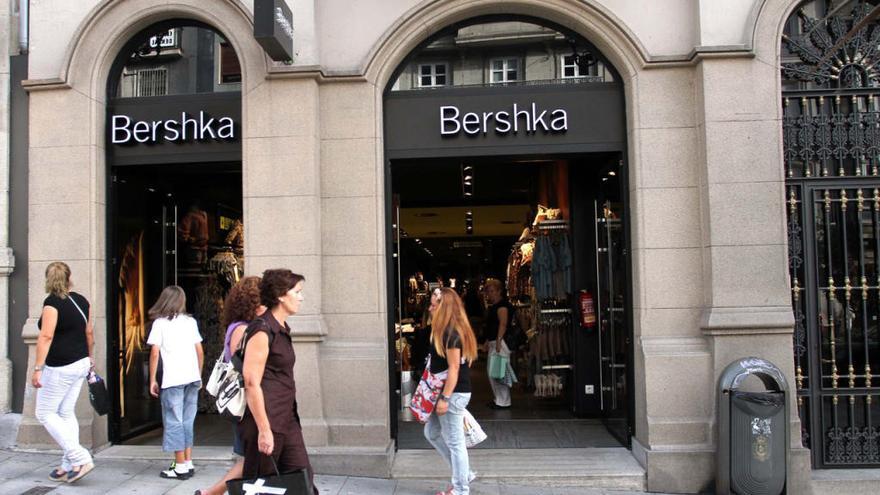 Desconvocada la huelga en Bershka tras acceder la empresa a reubicar a todo  el personal afectado en Vigo - Faro de Vigo