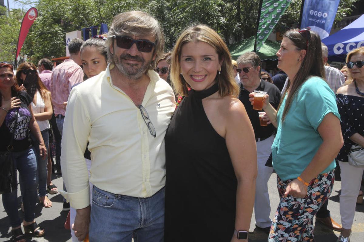 La pirotecnia Del Mediterráneo ofrece una mascletà marcada por la intensidad y con un potente terremoto final a dos alturas que ha provocado la rotura de un cristal del entorno de la plaza y daños en