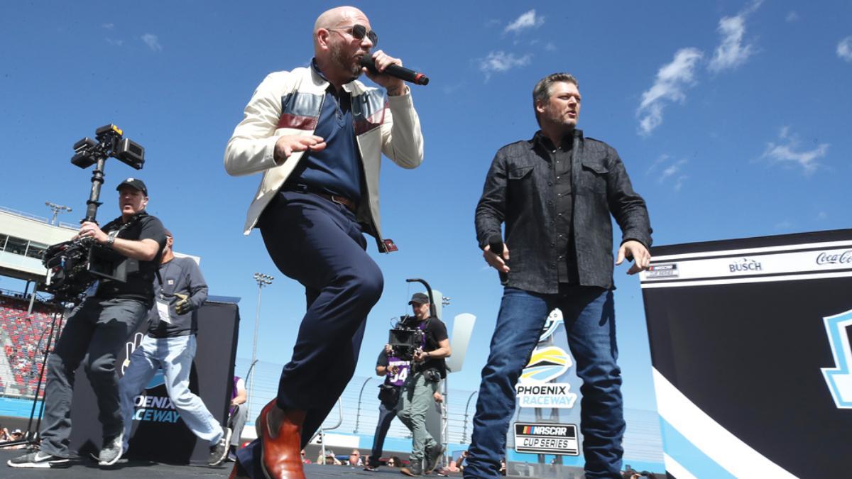 El cantante Pitbull cuenta con estructura de competición en la NASCAR y planea dar el salto a MotoGP en 2024