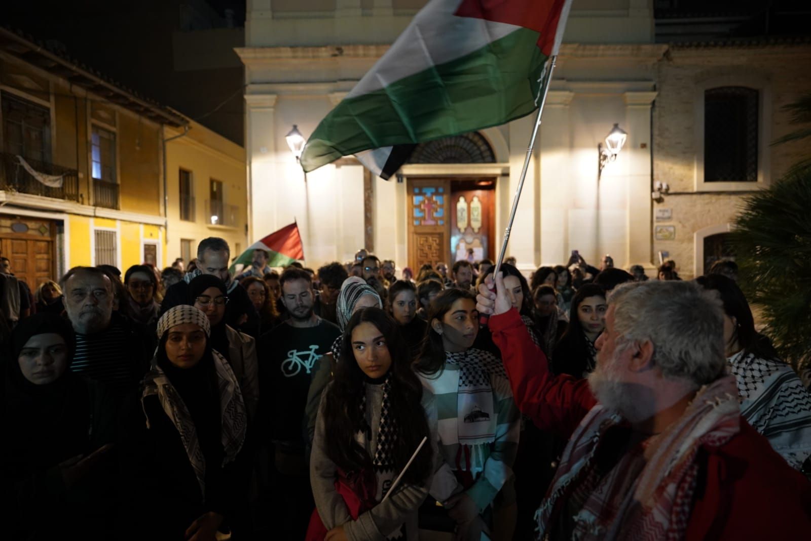 Vigilia por Palestina en la plaza de Benimaclet